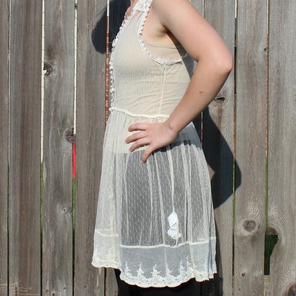 ‼️SOLD‼️Forever 21 Lace Slip Cover Dress - Picture 2 of 4